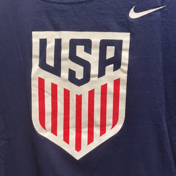 Nike Women’s USA Tee - Picture 2 of 3